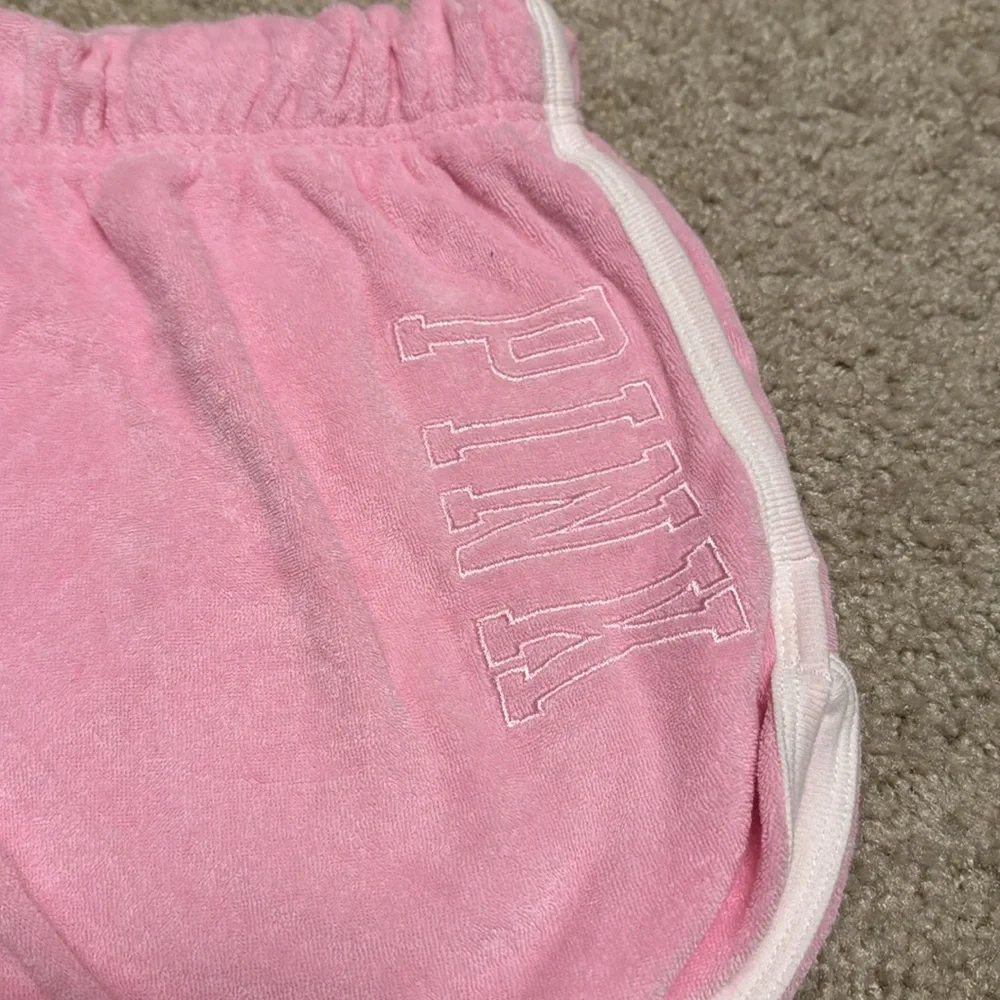 Pink Victorias Secret Varsity Beach Terry Shorts Sz M Preppy Beachy Sorority - Picture 4 of 6